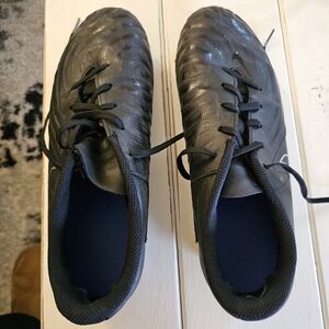 Nike Black Textured Men's Athletic Shoes